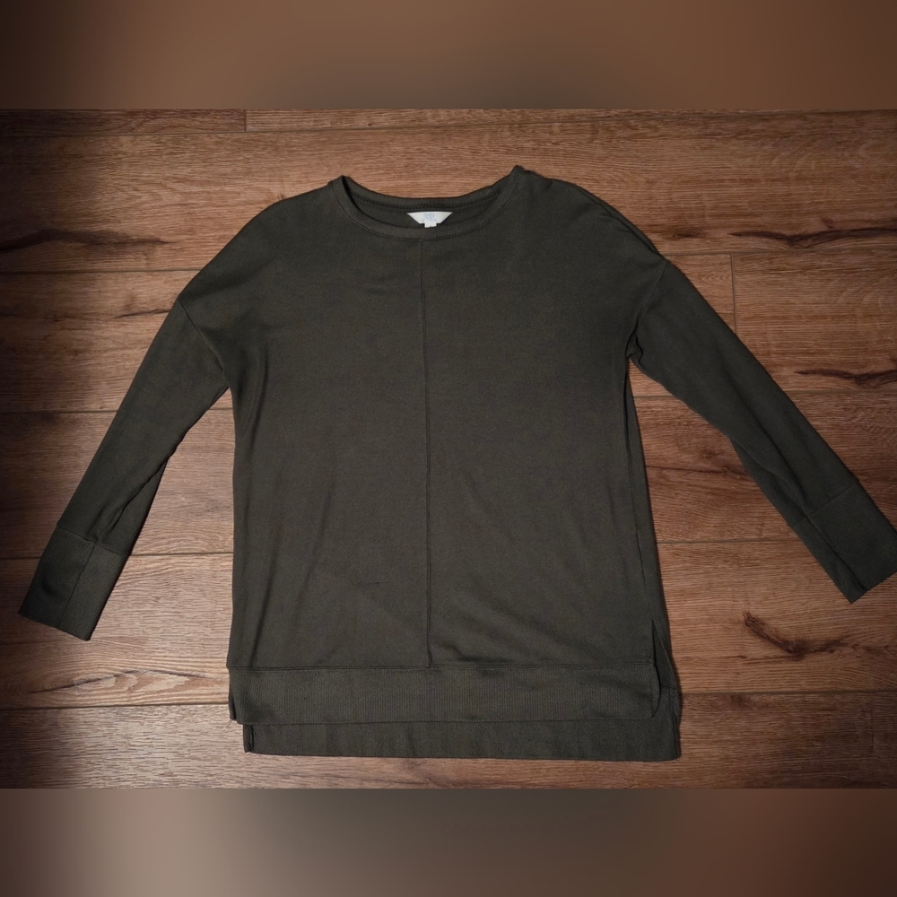 Time and Tru Dark Olive Green Long Sleeve Top